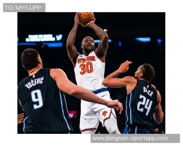 兰德尔全场表现平平下半场仅得9分贡献24分7板3助2断