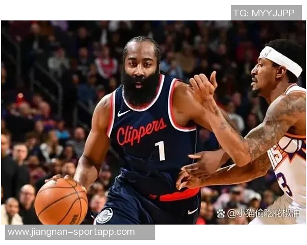 去年今日勇士通过四方交易成功引进巴特勒维金斯与李凯尔加盟热火队 去年今日勇士通过四方交易成功引进巴特勒维金斯与李凯尔加盟热火队