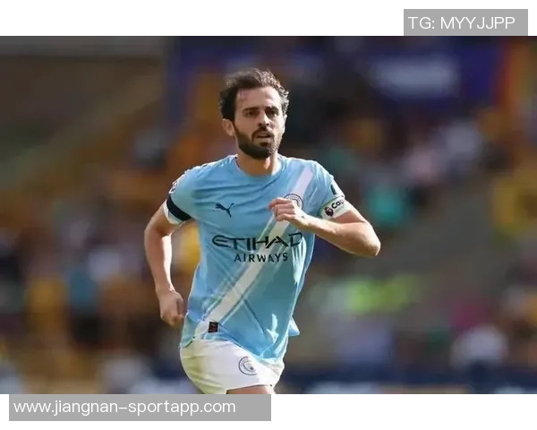 曼城阿克外租可能性不大鲍勃离队暂无新进展 曼城阿克外租可能性不大鲍勃离队暂无新进展