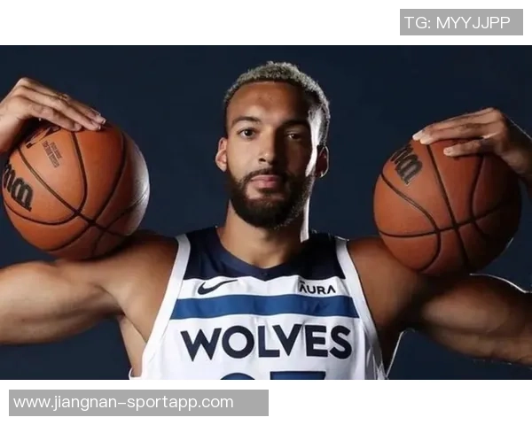 戈贝尔强调每场比赛对季后赛的重要性防守精神是球队生存之道