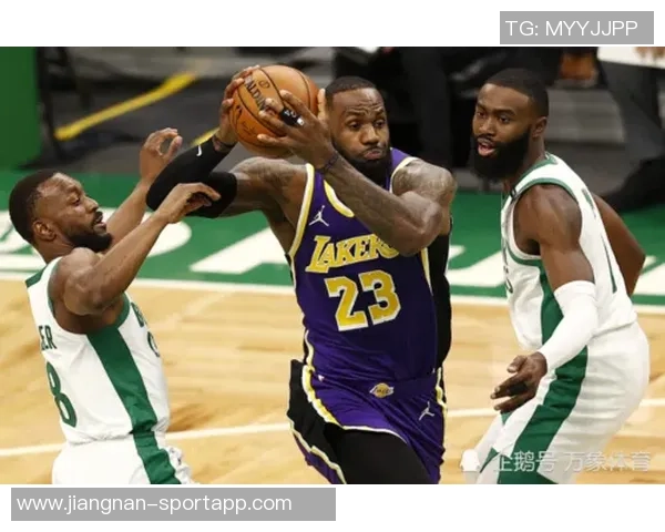 华盛顿回顾关键失误坦言未找到出球点并不想浪费暂停